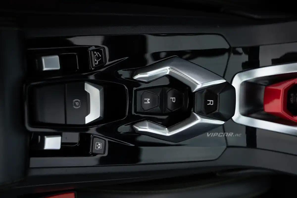 Lamborghini Huracan Evo Spyder Green 5